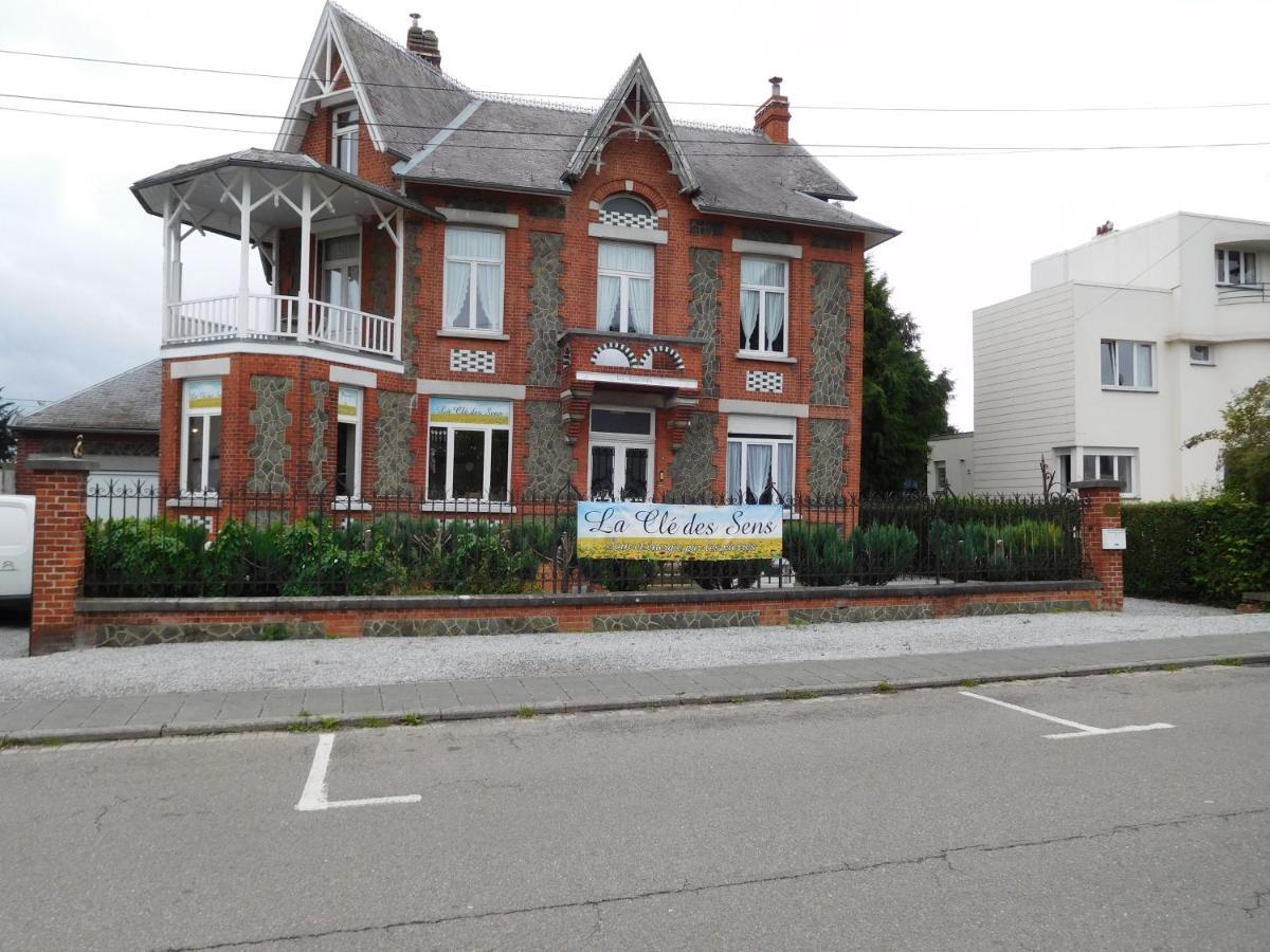 La Cle Des Sens Bed & Breakfast Le Faubourg Екстериор снимка